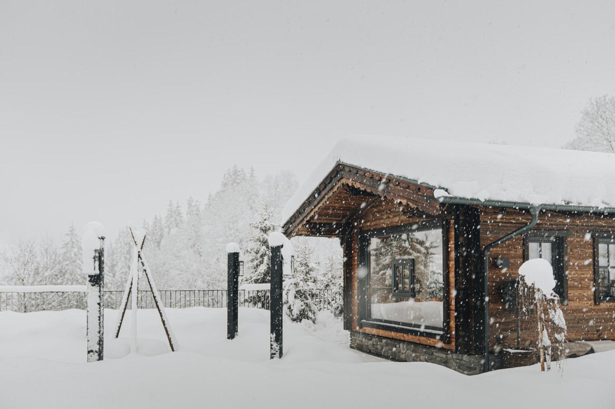 Haus Spieleck Bed & Breakfast Saalbach-Hinterglemm Exterior foto