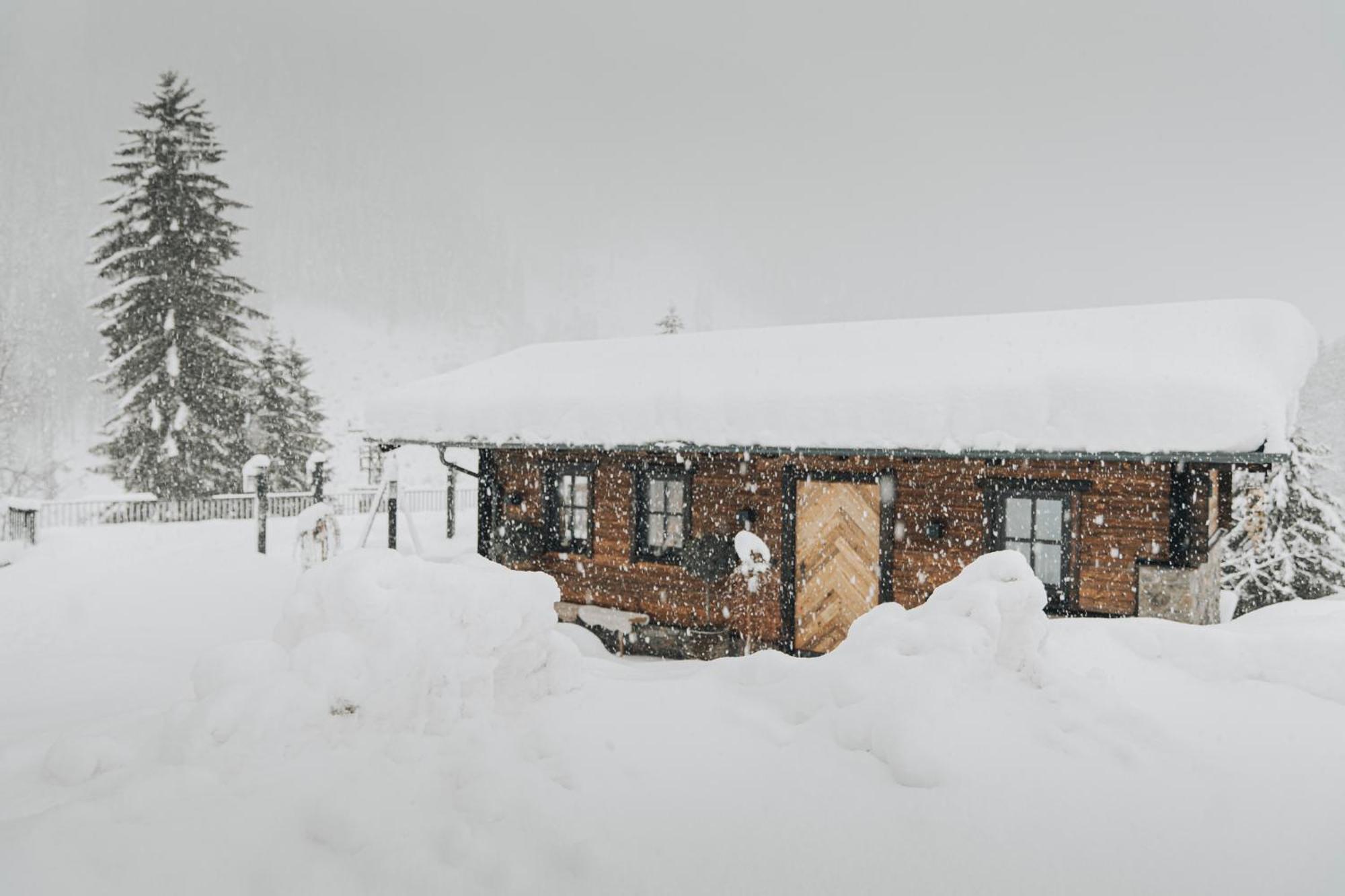 Haus Spieleck Bed & Breakfast Saalbach-Hinterglemm Exterior foto