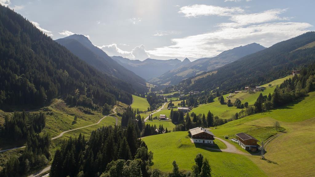 Haus Spieleck Bed & Breakfast Saalbach-Hinterglemm Exterior foto
