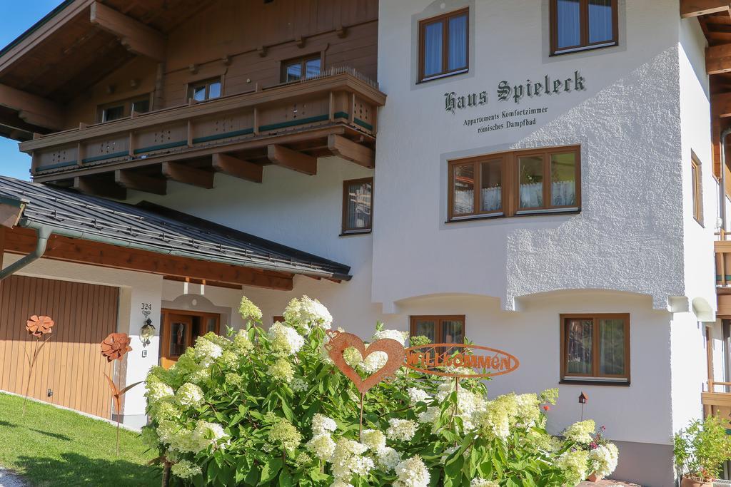 Haus Spieleck Bed & Breakfast Saalbach-Hinterglemm Exterior foto