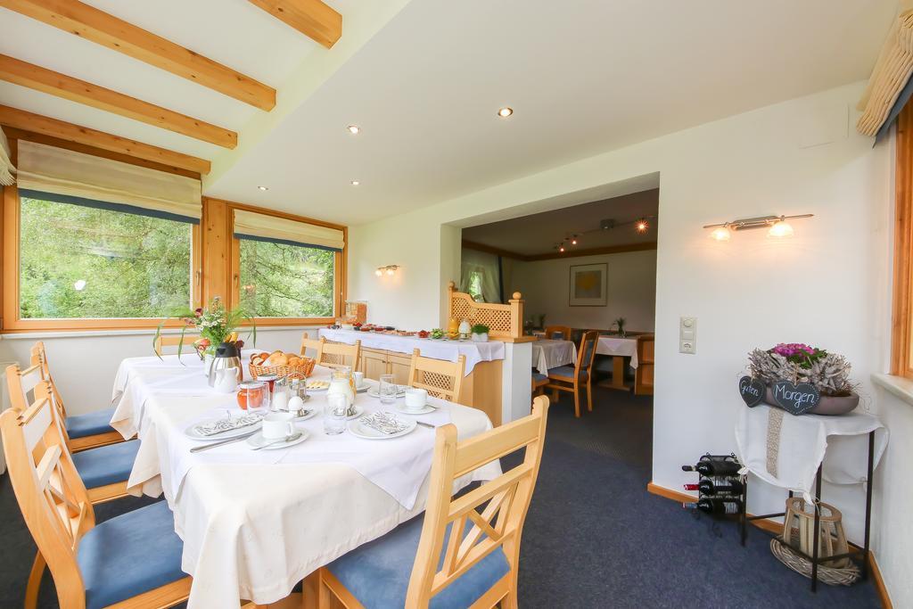 Haus Spieleck Bed & Breakfast Saalbach-Hinterglemm Exterior foto